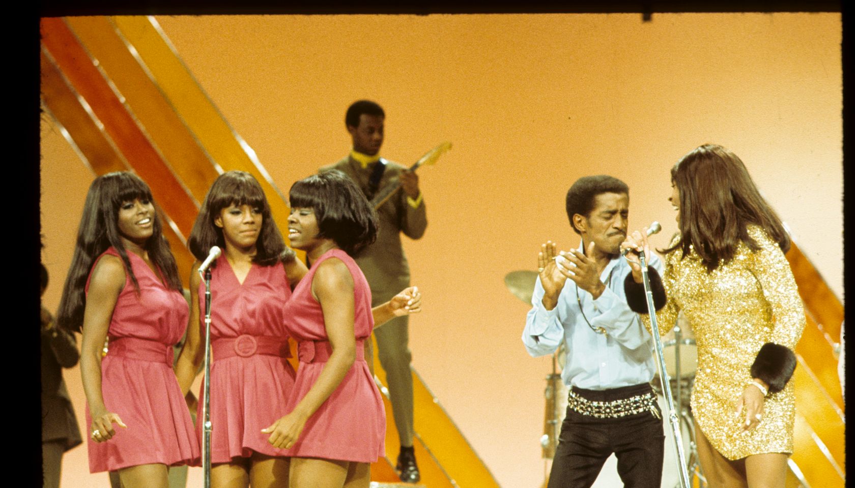 L-R: IKETTES;SAMMY DAVIS, JR.;TINA TURNER