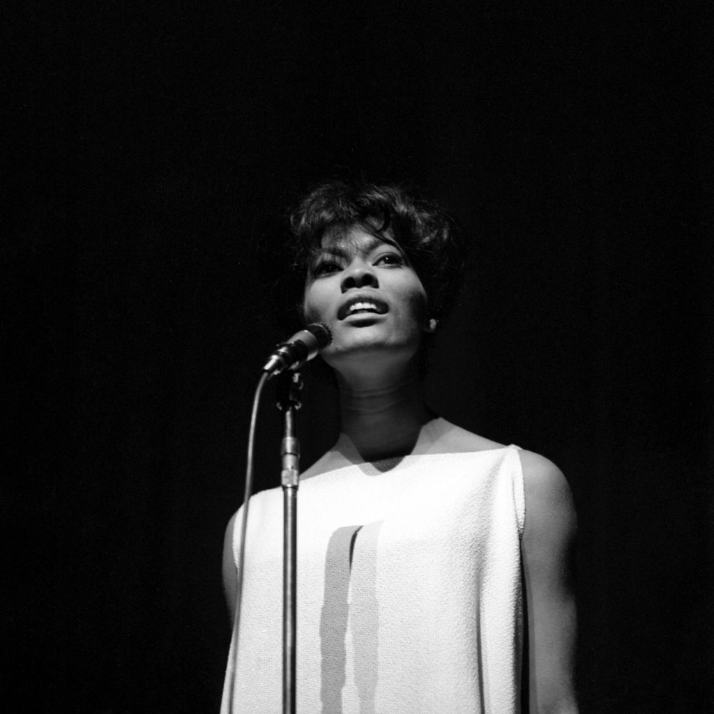 Dionne Warwick (1940-)