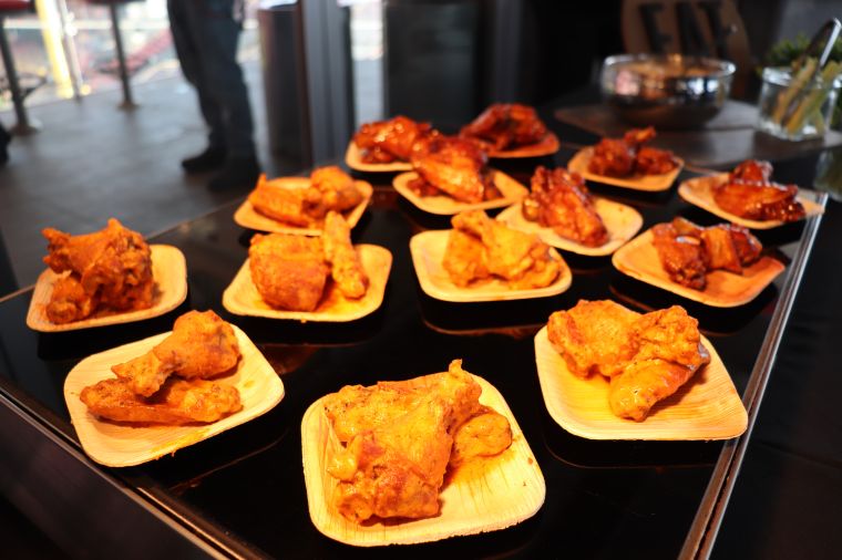 Wings & Rings Traditional Chicken Wings